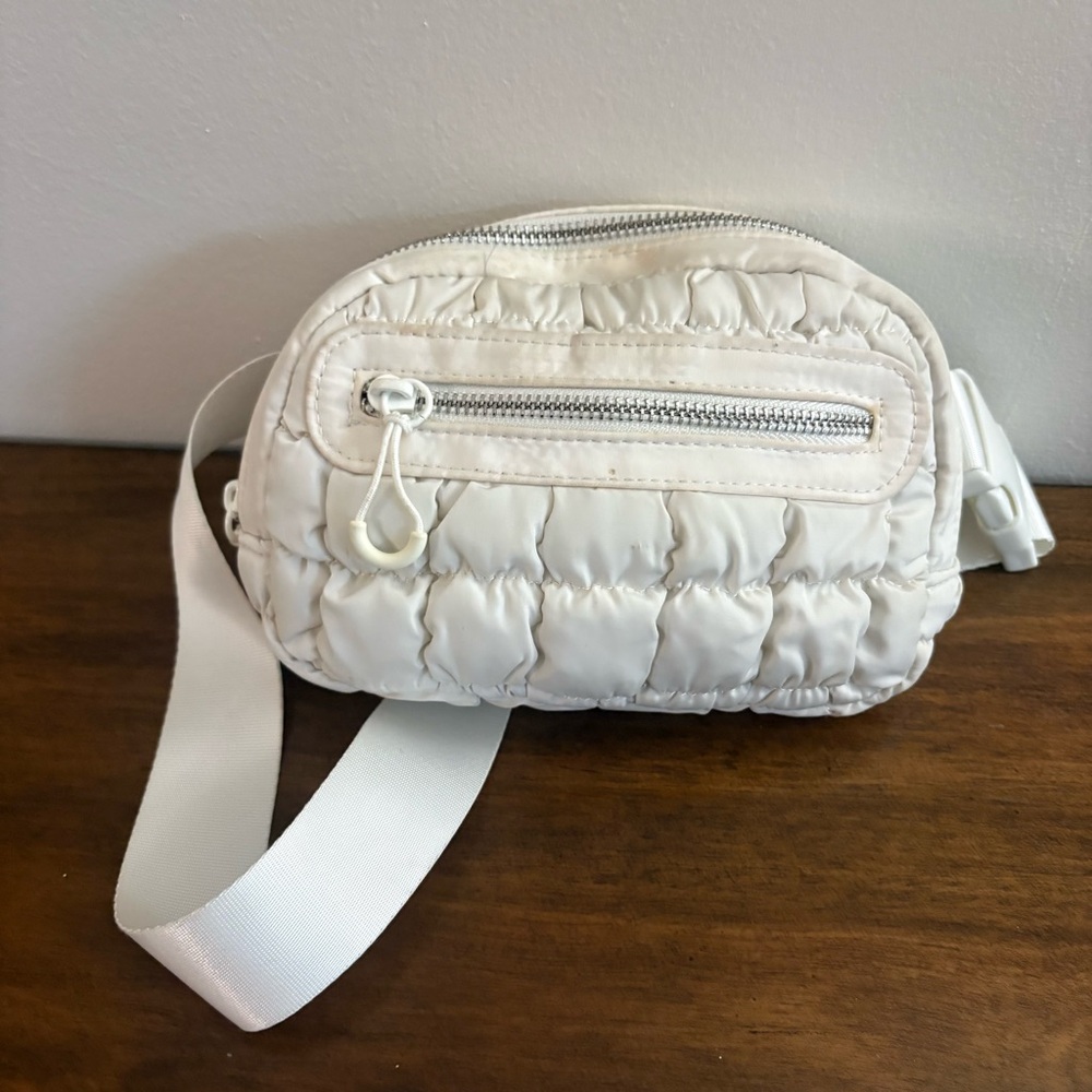 Wild Fable Cream Quilted Crossbody Bag belt bag summer Travel